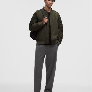 lululemon Men's Daydrift Relaxed-Fit Pleated Trouser Regular No Belt Loops